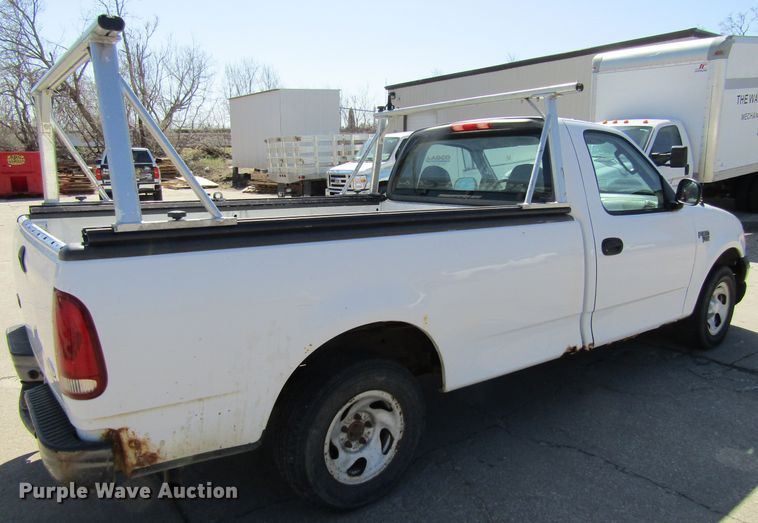 image for item GC9888 2003 Ford F150  pickup truck