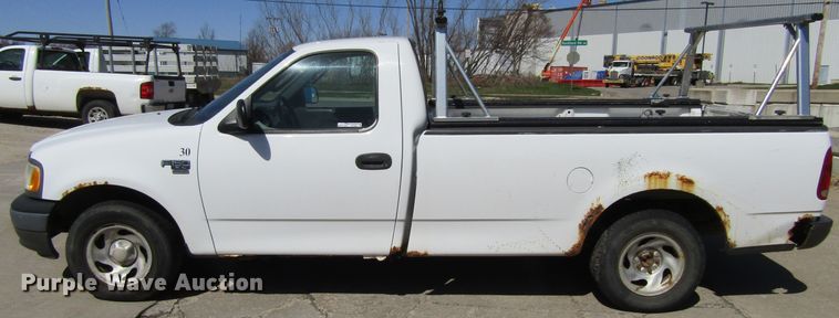 image for item GC9888 2003 Ford F150  pickup truck