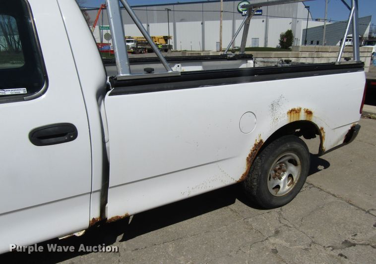 image for item GC9888 2003 Ford F150  pickup truck