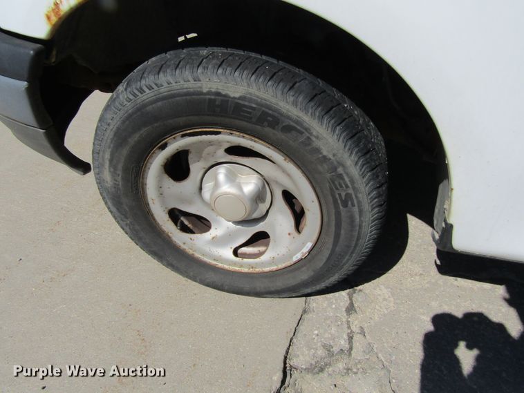 image for item GC9888 2003 Ford F150  pickup truck