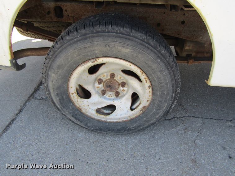 image for item GC9888 2003 Ford F150  pickup truck