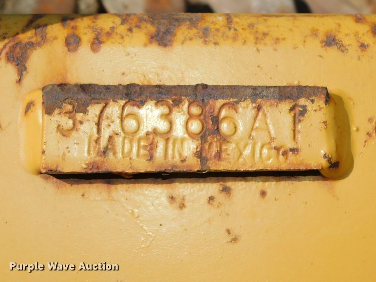 image for item GQ9967 (2) backhoe buckets