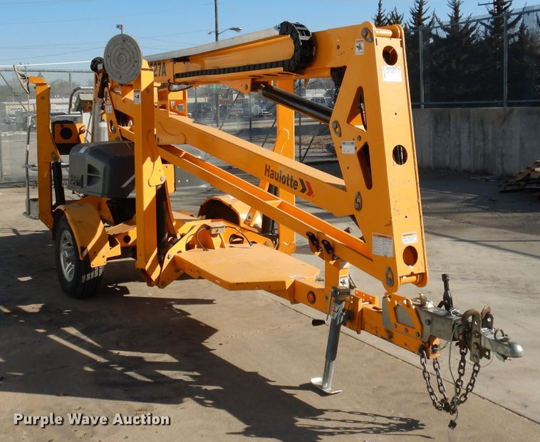 image for item HD9715 2017 Haulotte 45A17  boom lift