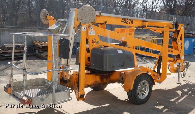 image for item HD9715 2017 Haulotte 45A17  boom lift