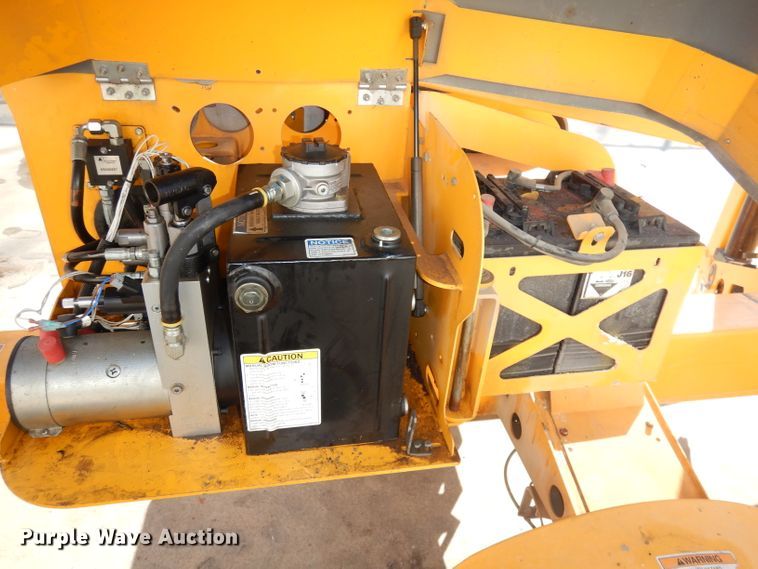 image for item HD9715 2017 Haulotte 45A17  boom lift