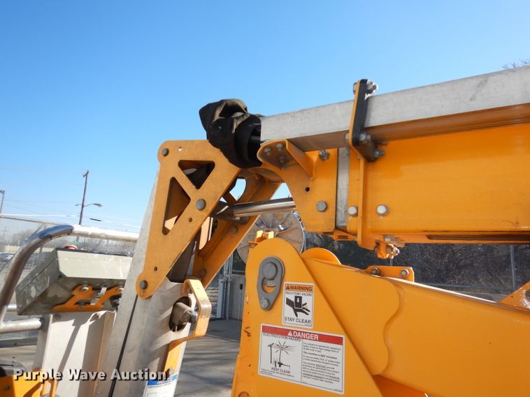 image for item HD9715 2017 Haulotte 45A17  boom lift