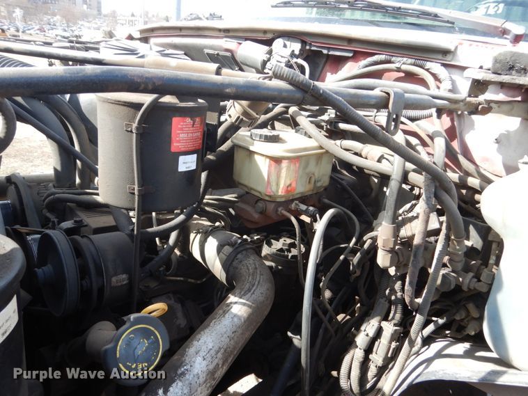 image for item HE9582 1999 Ford F800  dump flatbed truck