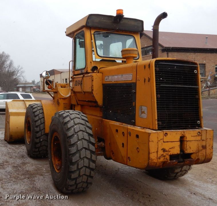 image for item HE9585 1980 John Deere 644BA  wheel loader