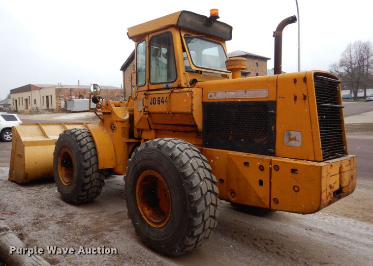 image for item HE9585 1980 John Deere 644BA  wheel loader