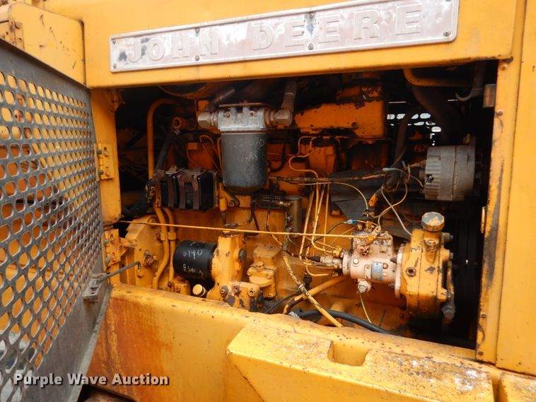 image for item HE9585 1980 John Deere 644BA  wheel loader