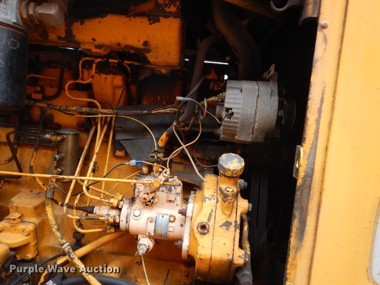 image for item HE9585 1980 John Deere 644BA  wheel loader