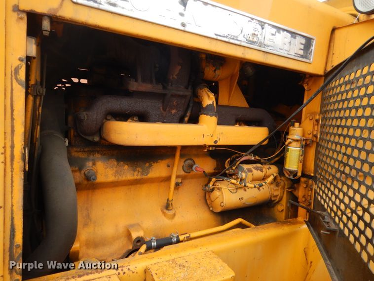 image for item HE9585 1980 John Deere 644BA  wheel loader