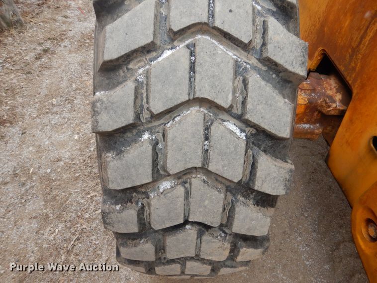 image for item HE9585 1980 John Deere 644BA  wheel loader