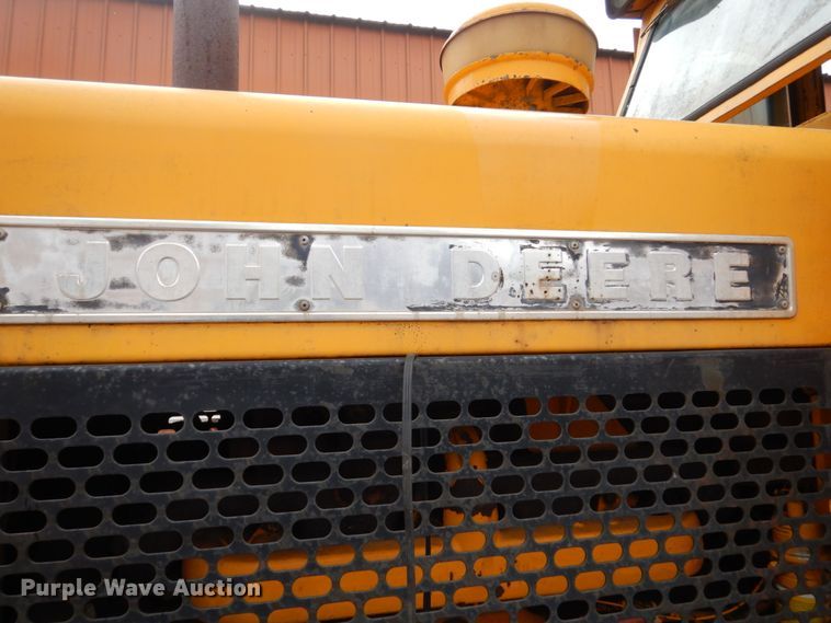 image for item HE9585 1980 John Deere 644BA  wheel loader