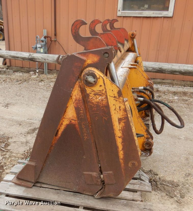 image for item HE9587 106"W four-in-one loader bucket