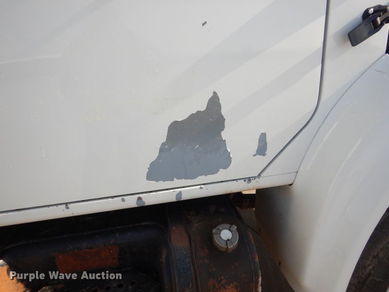 image for item HE9593 1996 International 4900  dump truck