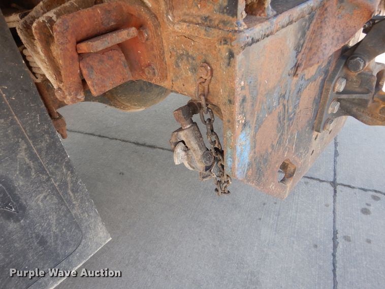 image for item HE9593 1996 International 4900  dump truck