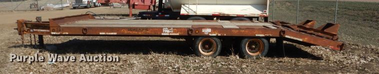 image for item HE9594 1996 Load King 202LT equipment trailer