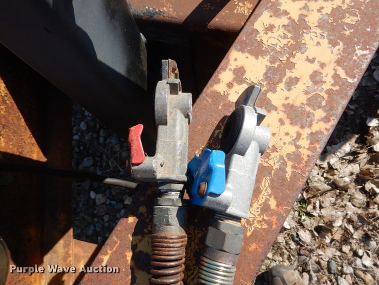 image for item HE9594 1996 Load King 202LT equipment trailer