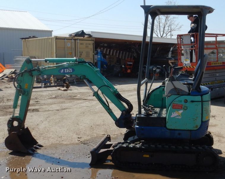 image for item HE9595 2003 IHI 15NX  mini excavator