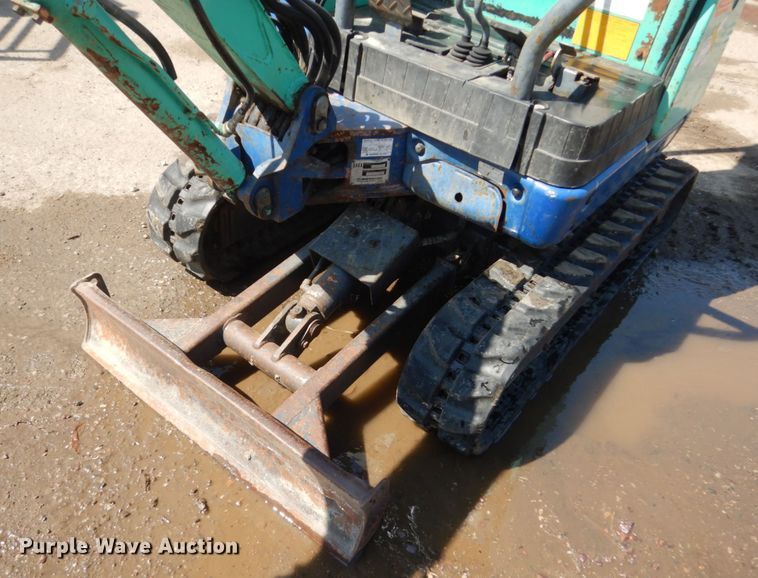 image for item HE9595 2003 IHI 15NX  mini excavator