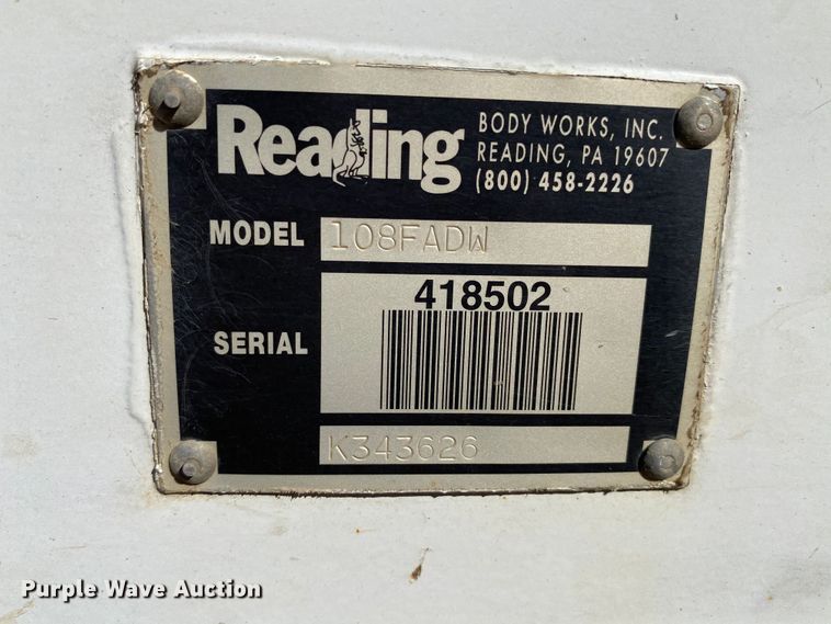 image for item HE9816 2005 Ford F450 Super Duty  bucket truck