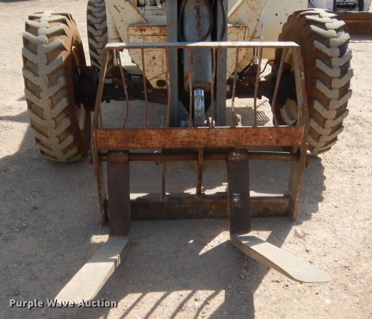 image for item HG9665 Terex SS842  telehandler