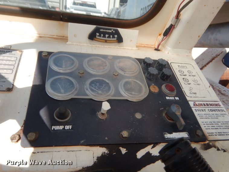 image for item HG9665 Terex SS842  telehandler