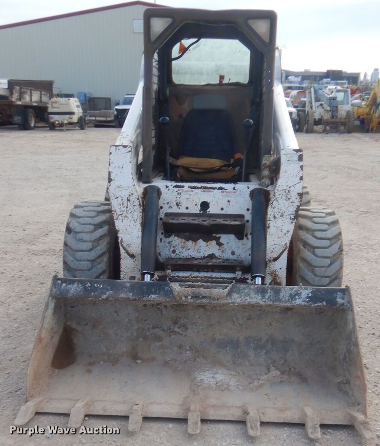 image for item HG9668 2007 Bobcat S250  skid steer loader