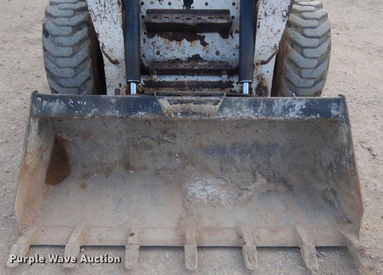 image for item HG9668 2007 Bobcat S250  skid steer loader