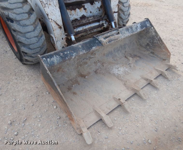image for item HG9668 2007 Bobcat S250  skid steer loader