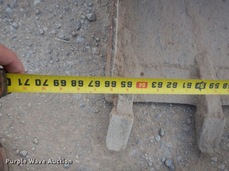 image for item HG9668 2007 Bobcat S250  skid steer loader