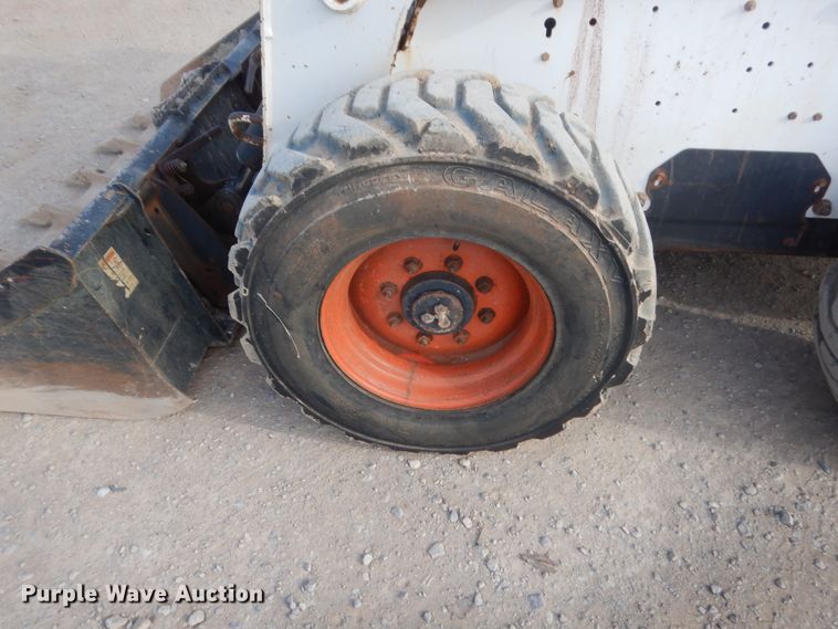 image for item HG9668 2007 Bobcat S250  skid steer loader