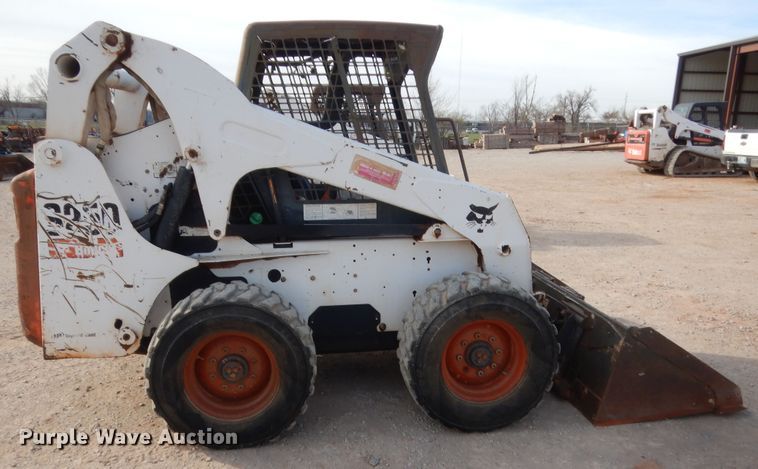 image for item HG9669 2007 Bobcat S250  skid steer loader
