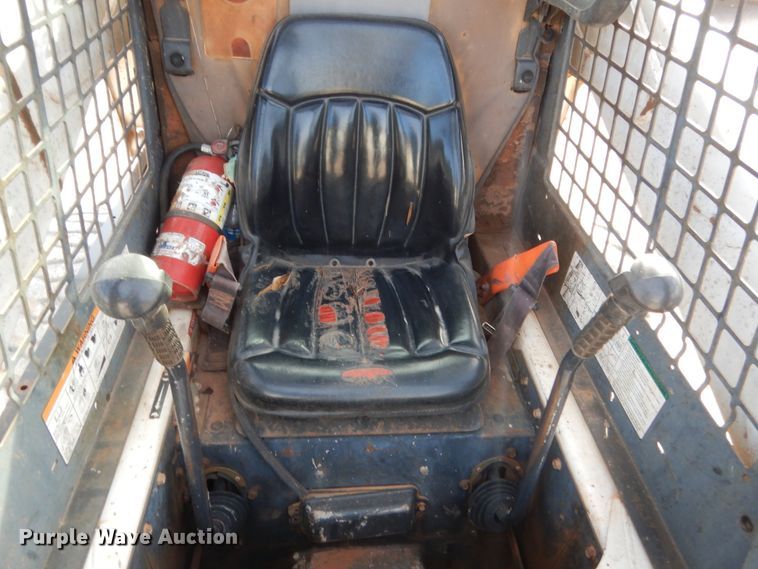 image for item HG9669 2007 Bobcat S250  skid steer loader