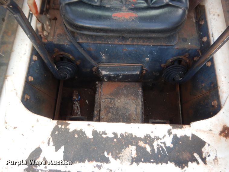 image for item HG9669 2007 Bobcat S250  skid steer loader