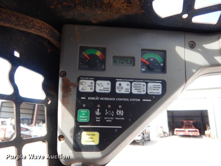 image for item HG9669 2007 Bobcat S250  skid steer loader