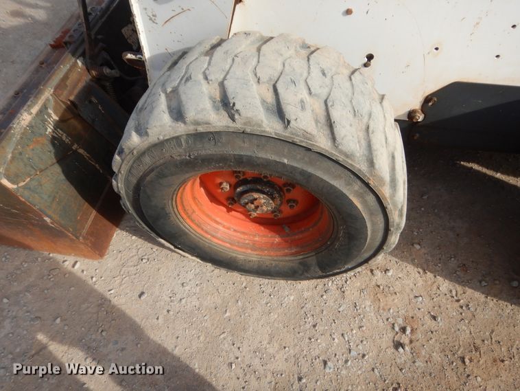 image for item HG9669 2007 Bobcat S250  skid steer loader