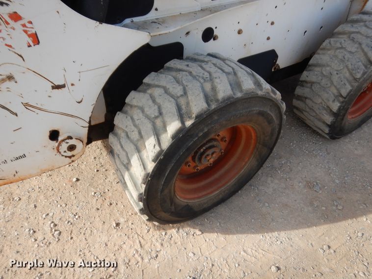 image for item HG9669 2007 Bobcat S250  skid steer loader