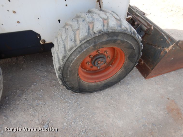 image for item HG9669 2007 Bobcat S250  skid steer loader