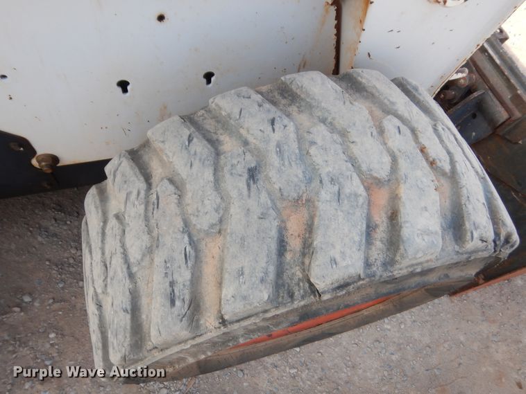 image for item HG9669 2007 Bobcat S250  skid steer loader