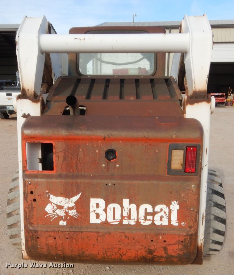 image for item HG9670 2007 Bobcat S250  skid steer loader