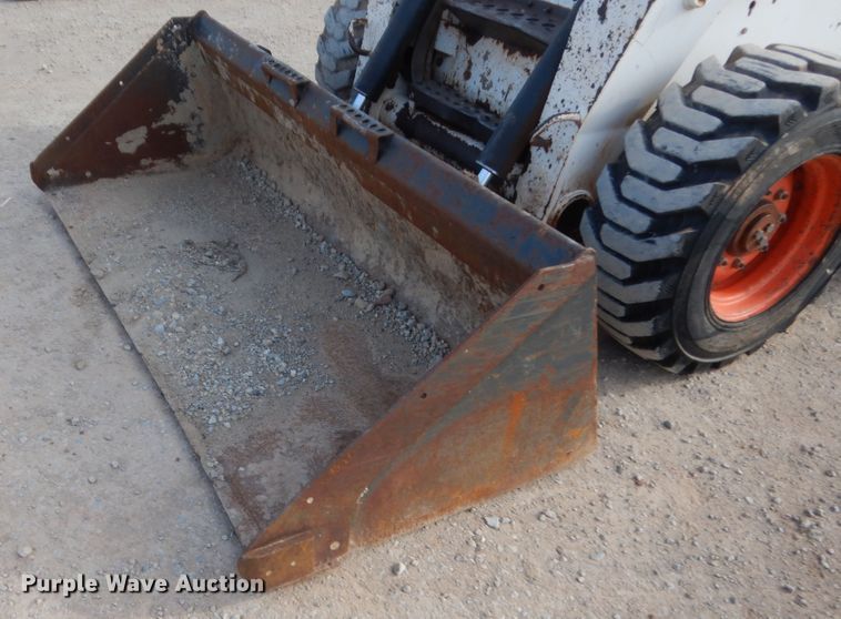 image for item HG9670 2007 Bobcat S250  skid steer loader