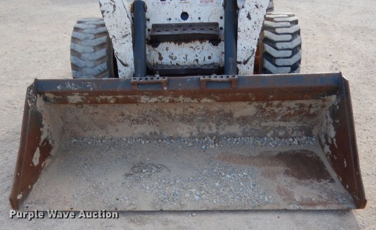 image for item HG9670 2007 Bobcat S250  skid steer loader