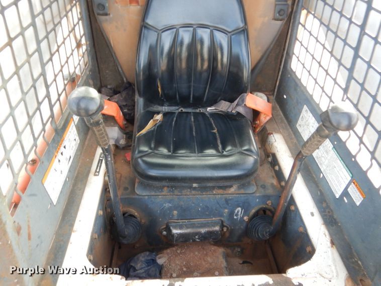 image for item HG9670 2007 Bobcat S250  skid steer loader