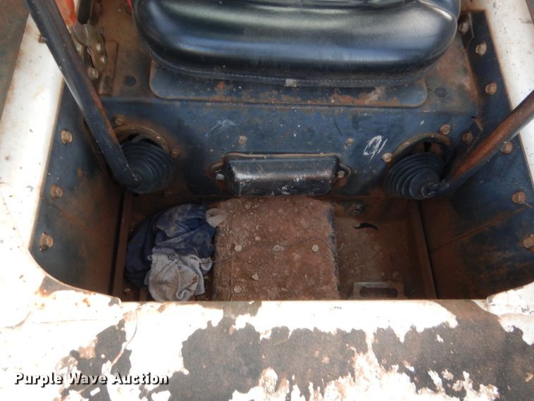 image for item HG9670 2007 Bobcat S250  skid steer loader