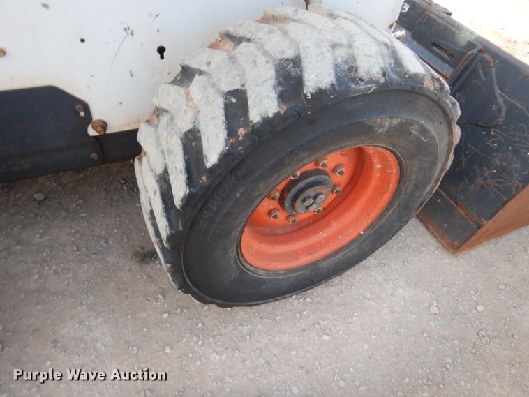 image for item HG9670 2007 Bobcat S250  skid steer loader