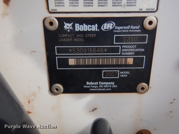 image for item HG9670 2007 Bobcat S250  skid steer loader