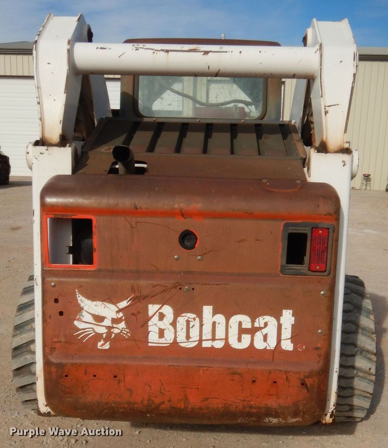 image for item HG9671 2006 Bobcat S250  skid steer loader