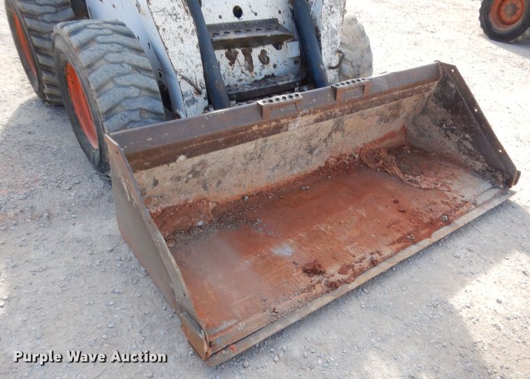 image for item HG9671 2006 Bobcat S250  skid steer loader